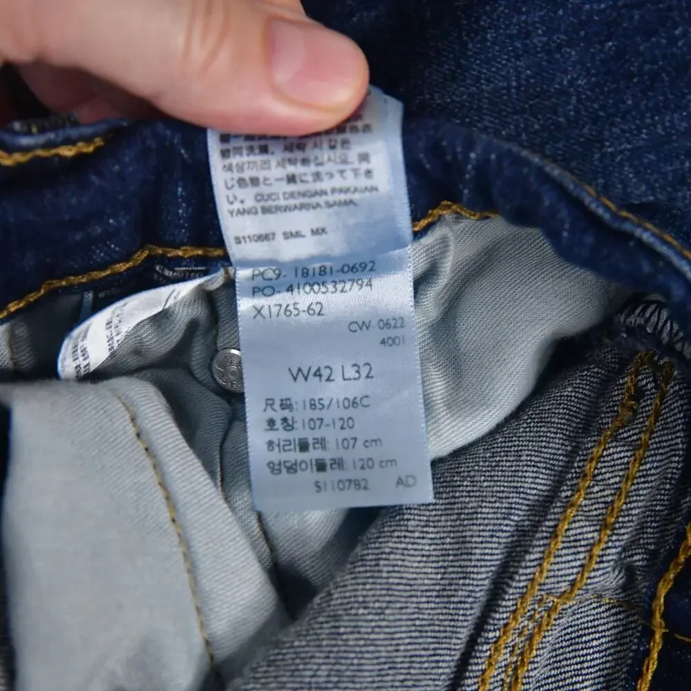 Levis Jeans 541 Mens 42x32 (fits 39x31) Blue Denim